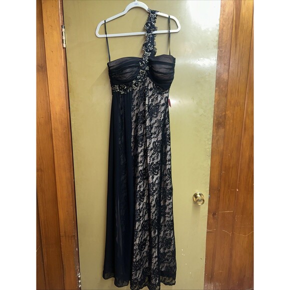 Women’s Formal Black One-Shoulder Evening Gown New With Tag, Sz 10 - Picture 1 of 11